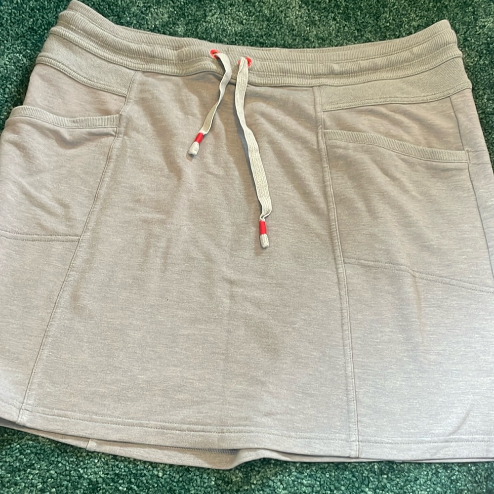 Athleta cotton skirt